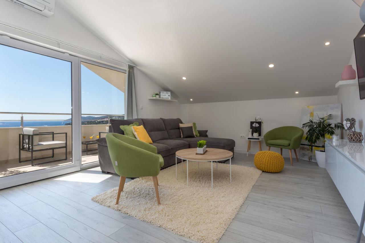 Golden View Penthouse Apartment Hvar Town Bagian luar foto