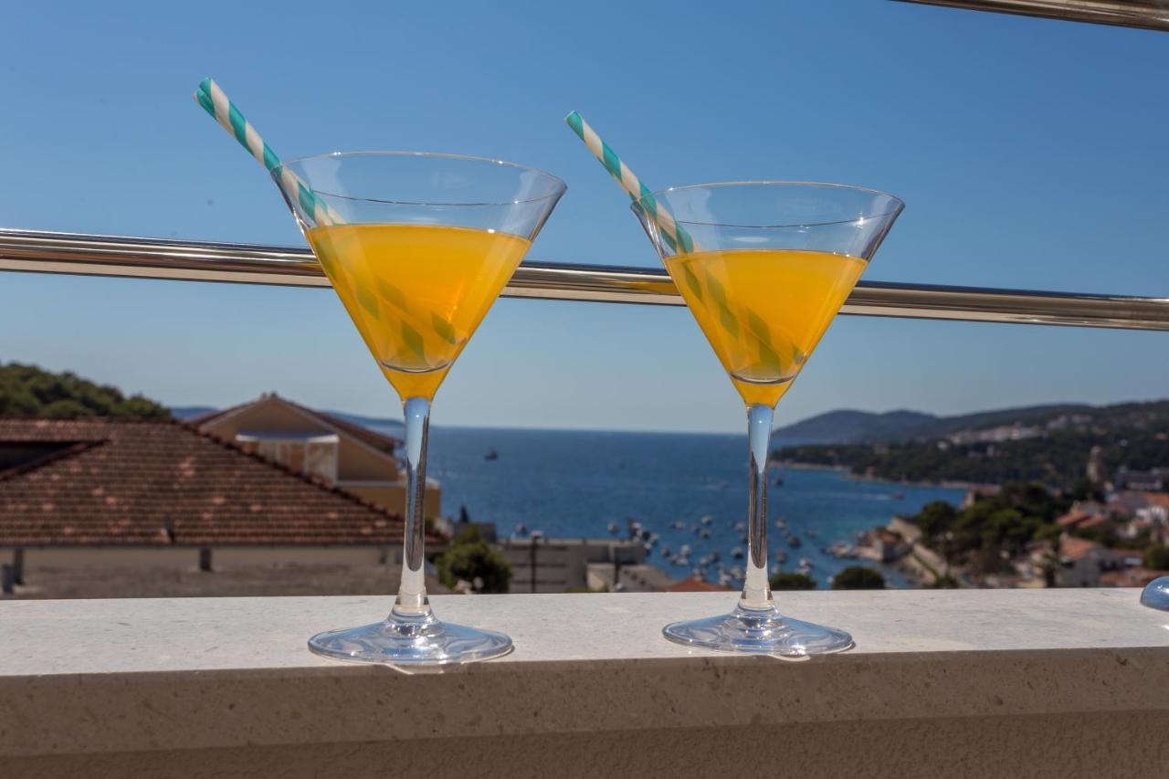 Golden View Penthouse Apartment Hvar Town Bagian luar foto